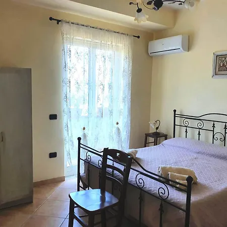 Libro Di Sogni - Letterario Bed & Breakfast Caserta Vecchia